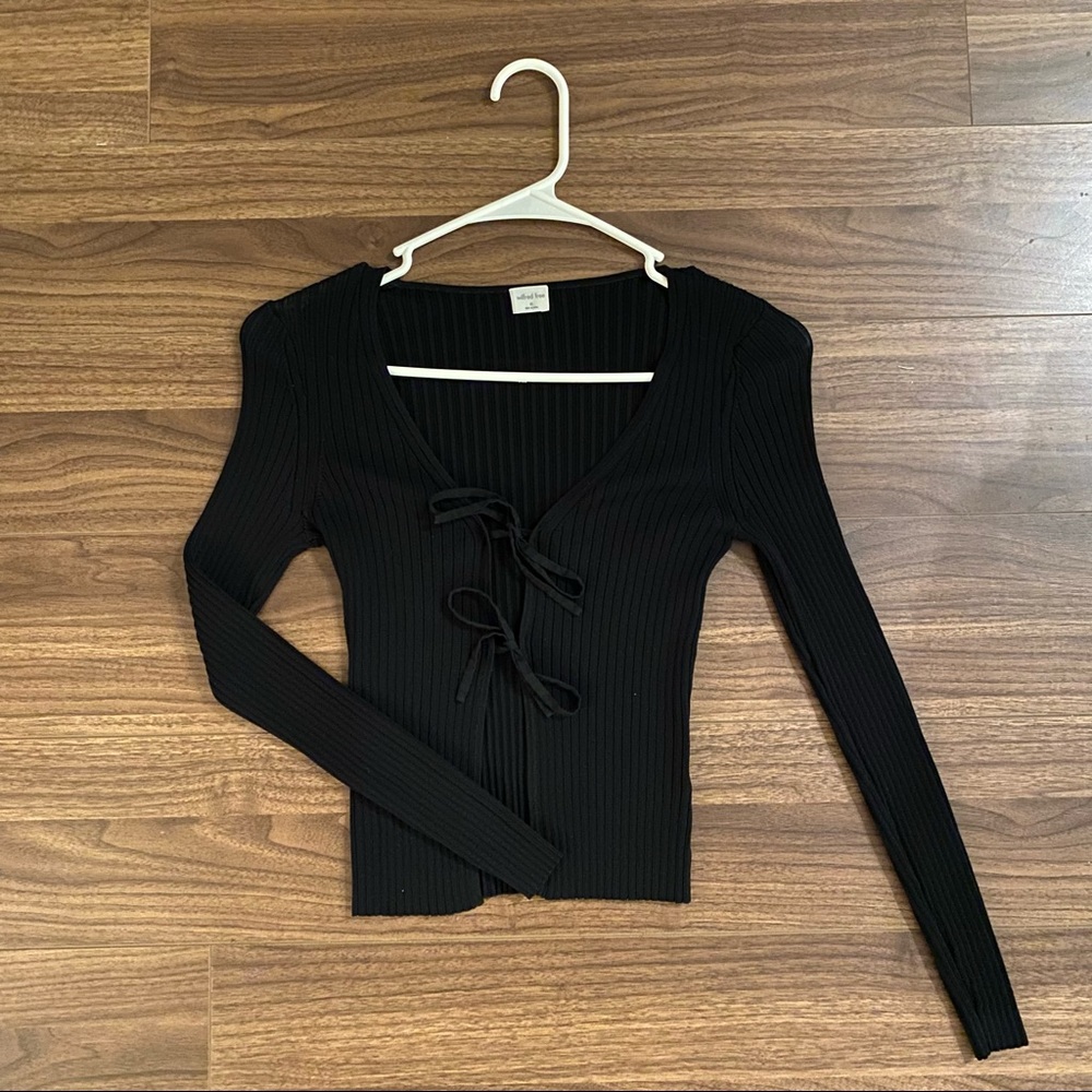 Aritzia tie-front tshirt $45